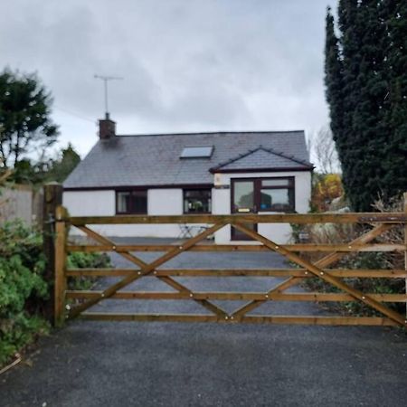 Yr Hen Efail Villa Ederyn Luaran gambar